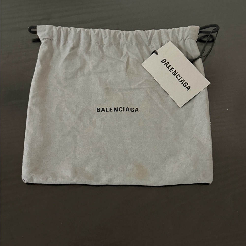 Balenciaga hourglass wallet on chain - Picture 3 of 10